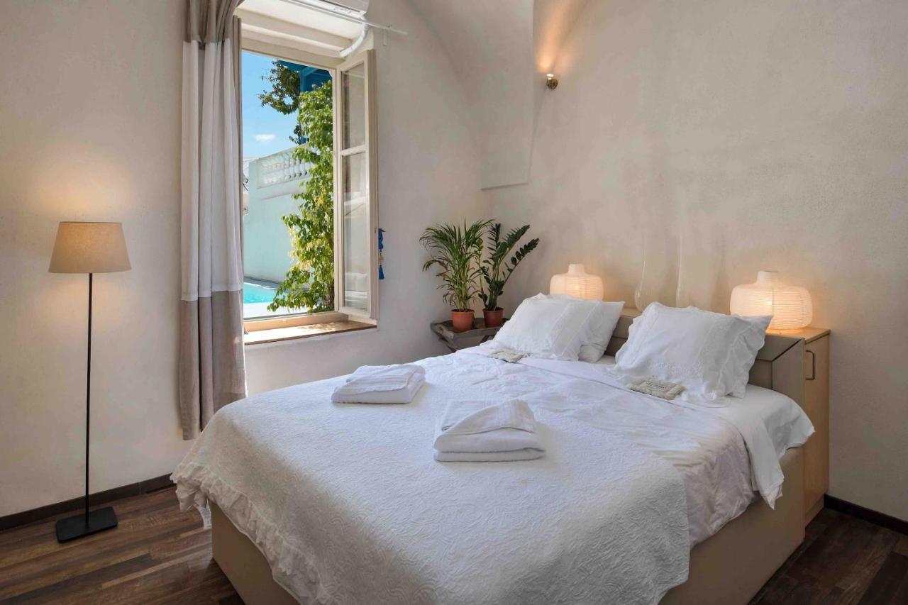 Sandandstone Villa Santorini Μεγαλοχώρι Εξωτερικό φωτογραφία